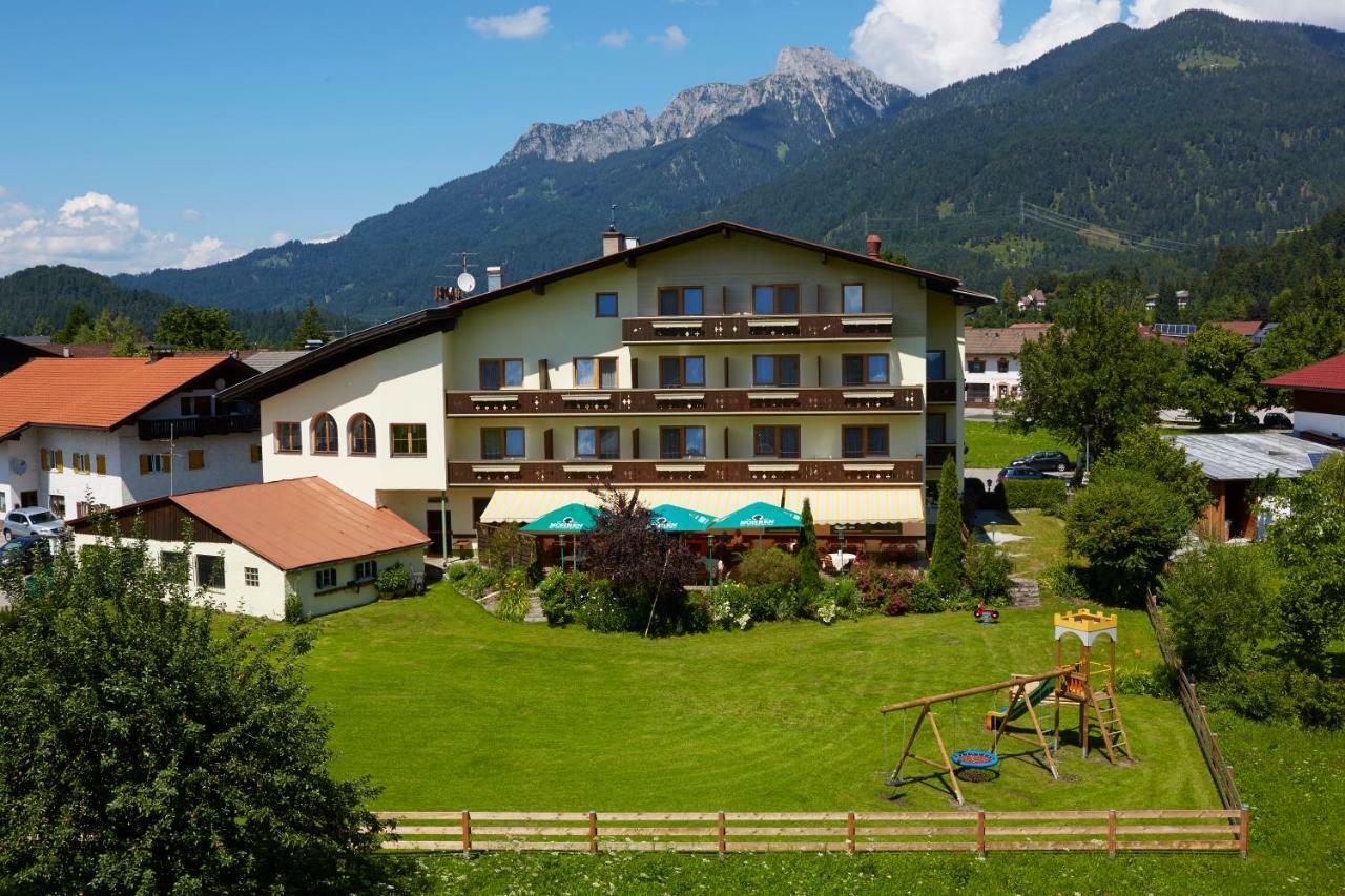 Alpenhotel Ernberg Reutte Exterior photo